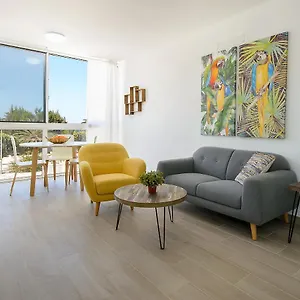 Volcano Apartment, Free Access To The Fariones Sports Center , Puerto del Carmen (Lanzarote) Spain